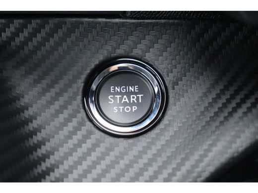 Peugeot 2008 1.2 PURETECH 100PK ALLURE PACK / NAVI / LEDER / CLIMA / LED / PDC / 17" LMV / CAMERA / KEYLESS / ... ActivLease financial lease