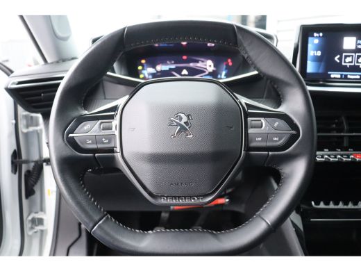 Peugeot 2008 1.2 PURETECH 100PK ALLURE PACK / NAVI / LEDER / CLIMA / LED / PDC / 17" LMV / CAMERA / KEYLESS / ... ActivLease financial lease