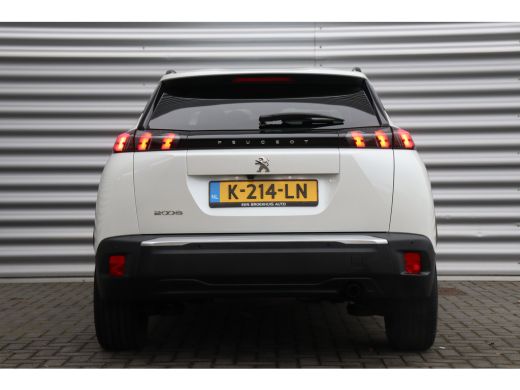 Peugeot 2008 1.2 PURETECH 100PK ALLURE PACK / NAVI / LEDER / CLIMA / LED / PDC / 17" LMV / CAMERA / KEYLESS / ... ActivLease financial lease