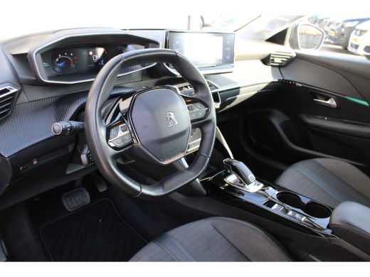 Peugeot 208 1.2 PureTech Allure | Automaat | Navigatie | Camera | 3D Instrumentenpaneel | Apple carplay | 56... ActivLease financial lease