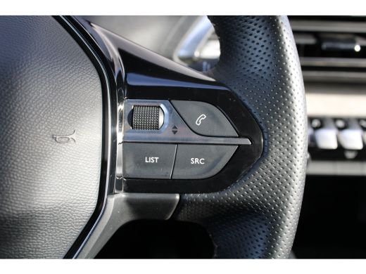 Peugeot 3008 1.2 PureTech GT | Navigatie | Camera | Alcantara | Apple carplay | Parelmoer | 63.000km | BTW | ActivLease financial lease
