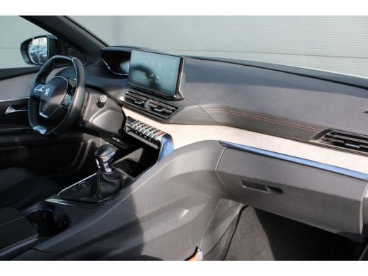 Peugeot 3008 1.2 PureTech GT | Navigatie | Camera | Alcantara | Apple carplay | Parelmoer | 63.000km | BTW | ActivLease financial lease