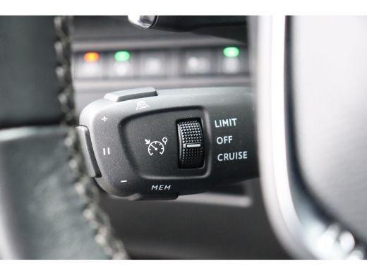 Peugeot 3008 1.6 HYBRID 225PK ALLURE PACK AUTOMAAT / NAVI / CLIMA / PDC / 18" LMV / CAMERA / KEYLESS / FULL-LE... ActivLease financial lease