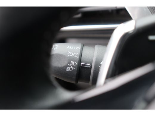 Peugeot 3008 1.6 HYBRID 225PK ALLURE PACK AUTOMAAT / NAVI / CLIMA / PDC / 18" LMV / CAMERA / KEYLESS / FULL-LE... ActivLease financial lease