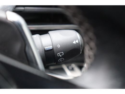 Peugeot 3008 1.6 HYBRID 225PK ALLURE PACK AUTOMAAT / NAVI / CLIMA / PDC / 18" LMV / CAMERA / KEYLESS / FULL-LE... ActivLease financial lease