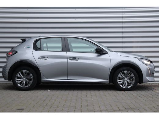 Peugeot e-208 EV 136PK ACTIVE PACK AUTOMAAT / NAVI / CLIMA / PDC / 16" LMV / CRUISECONTROL / I-COCKPIT / FULL-L... ActivLease financial lease