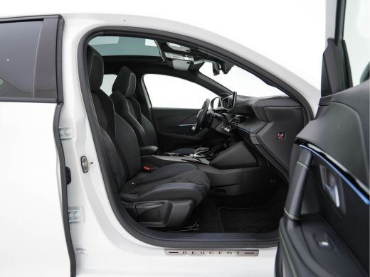 Peugeot e-208 EV GT Pack 50 kWh (3-Fase-11kW) {SOH-86%} (INCL-BTW) *HEATPUMP | PANO | FULL-LED | DIGI-COCKPIT |... ActivLease financial lease