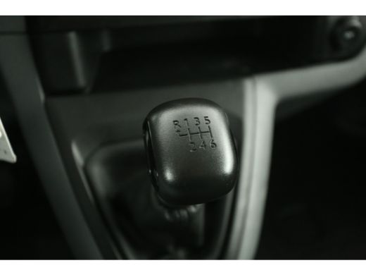 Peugeot Expert 2.0 BlueHDI L2H1 | Airco | Cruise | 3 Zits | Trekhaak | Carplay | Imperiaal | Parkeersens. ActivLease financial lease