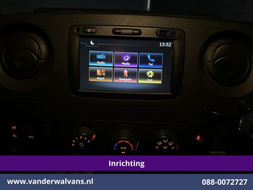 Renault Master 2.3 dCi 131pk L2H2 Inrichting Euro6 Airco | Imperiaal | Navigatie | Cruisecontrol | 2500kg Trekha... ActivLease financial lease