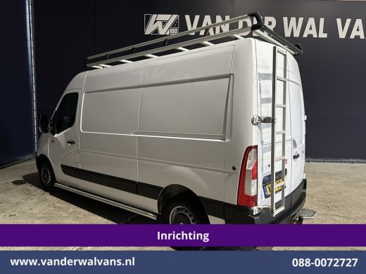 Renault Master 2.3 dCi 131pk L2H2 Inrichting Euro6 Airco | Imperiaal | Navigatie | Cruisecontrol | 2500kg Trekha... ActivLease financial lease