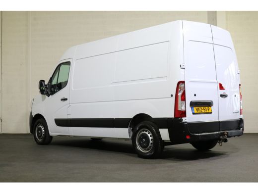 Renault Master 2.3 dCi 135pk L2 H2 Airco Navigatie Camera Trekhaak ActivLease financial lease