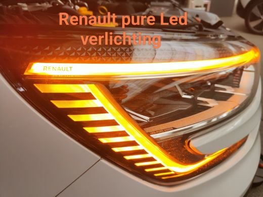 Renault M&eacute;gane Estate Estate 1.3 TCe/H6/Nw.model/1e eig./Camera/Carplay/Trekhaak/Cruise/Led ActivLease financial lease