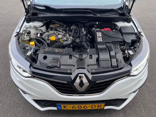 Renault M&eacute;gane Estate Estate 1.3 TCe/H6/Nw.model/1e eig./Camera/Carplay/Trekhaak/Cruise/Led ActivLease financial lease