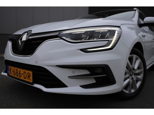 Renault M&eacute;gane Estate Estate 1.3 TCe/H6/Nw.model/1e eig./Camera/Carplay/Trekhaak/Cruise/Led ActivLease financial lease