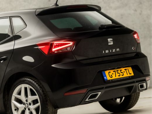 Seat Ibiza 1.0 TSI FR Intense Sport (APPLE CARPLAY, GROOT NAVI, CLIMATE, MODE KNOP, CAMERA, SPORTSTOELEN, GE... ActivLease financial lease