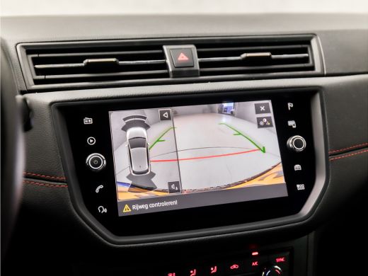 Seat Ibiza 1.0 TSI FR Intense Sport (APPLE CARPLAY, GROOT NAVI, CLIMATE, MODE KNOP, CAMERA, SPORTSTOELEN, GE... ActivLease financial lease