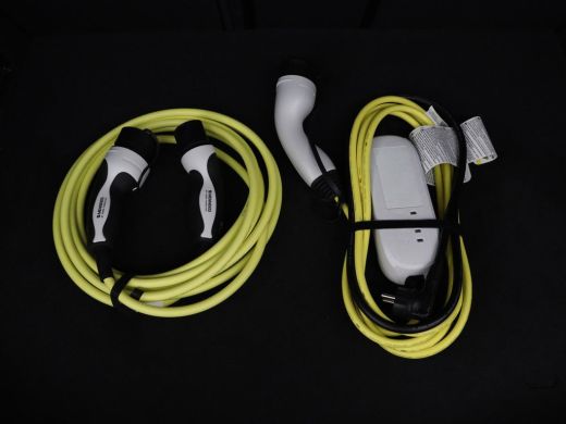 Seat Leon 1.4 TSI eHybrid PHEV FR | Stoel & stuurverwarming | Camera | Adaptive cruise | Carplay | Navigati... ActivLease financial lease