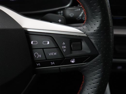 Seat Leon 1.4 TSI eHybrid PHEV FR | Stoel & stuurverwarming | Camera | Adaptive cruise | Carplay | Navigati... ActivLease financial lease