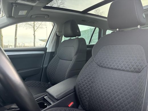 Skoda Superb 1.4 TSI PHEV iV Business Edition | 1.600 KG Trekgewicht | Panoramadak | Achteruitrijcamera | Park... ActivLease financial lease