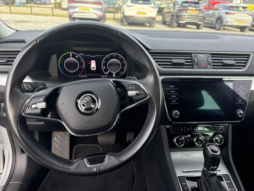 Skoda Superb 1.4 TSI PHEV iV Business Edition | 1.600 KG Trekgewicht | Panoramadak | Achteruitrijcamera | Park... ActivLease financial lease