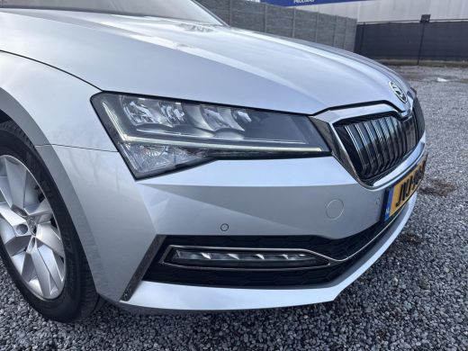 Skoda Superb 1.4 TSI PHEV iV Business Edition | 1.600 KG Trekgewicht | Panoramadak | Achteruitrijcamera | Park... ActivLease financial lease