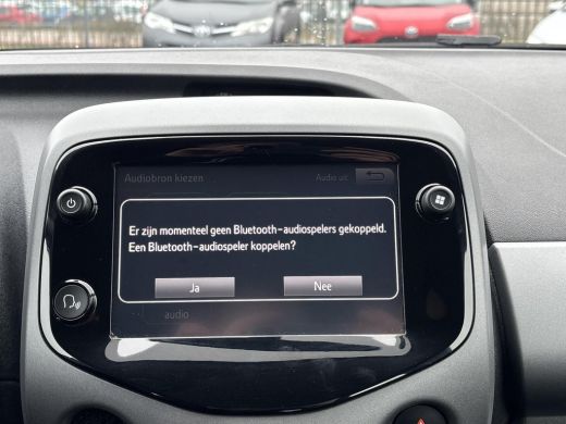 Toyota Aygo 1.0 VVT-i x-play | Apple CarPlay/Android auto | Achteruitrijcamera ActivLease financial lease