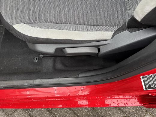 Toyota Aygo 1.0 VVT-i x-play | Apple CarPlay/Android auto | Achteruitrijcamera ActivLease financial lease