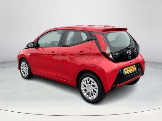 Toyota Aygo 1.0 VVT-i x-play | Apple CarPlay/Android auto | Achteruitrijcamera ActivLease financial lease
