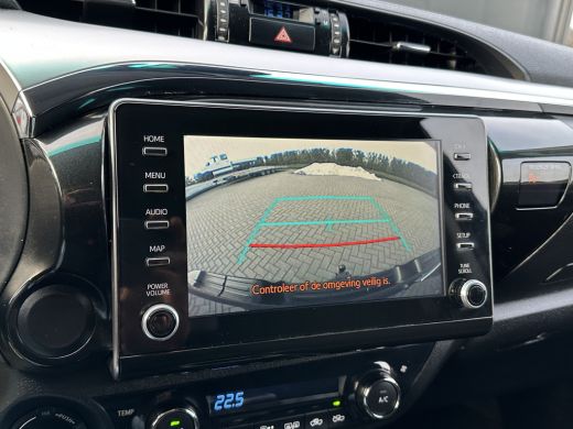 Toyota Hilux 2.4 D-4D AUTOMAAT / 4x4 / 1e EIG. / 3.500 KG AHG / CAMERA / TREKHAAK / ECC / CRUISE / CARPLAY ActivLease financial lease