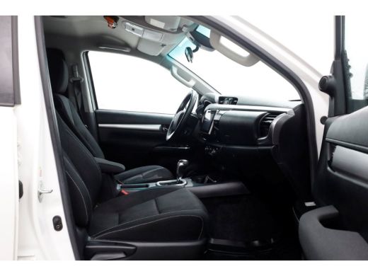 Toyota Hilux 2.4 D-4D-F 150pk E6 4WD 4x4 Double Cab Automaat 2/5-Persoons 08-2019 ActivLease financial lease