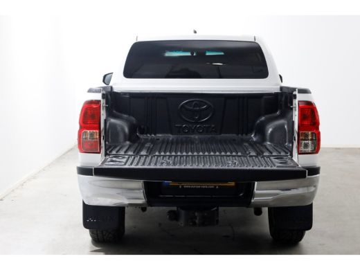 Toyota Hilux 2.4 D-4D-F 150pk E6 4WD 4x4 Double Cab Automaat 2/5-Persoons 08-2019 ActivLease financial lease