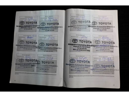 Toyota Hilux 2.4 D-4D-F 150pk E6 4WD 4x4 Double Cab Automaat 2/5-Persoons 08-2019 ActivLease financial lease