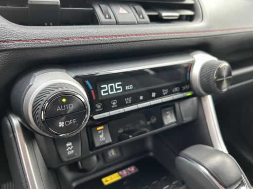 Toyota RAV4 2.5 Plug-in Hybrid AWD Style (Parkeersensoren - Camera) ActivLease financial lease