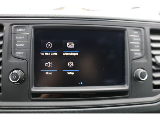 Volkswagen Crafter 2.0 TDI 177pk L3 H3 Automaat Airco Navigatie Camera Trekhaak ActivLease financial lease