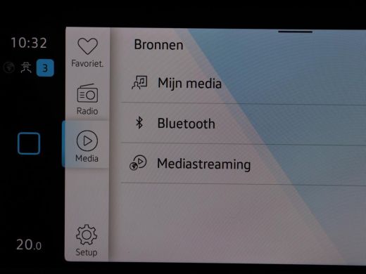 Volkswagen Golf 1.0 TSI Life | Carplay | Sfeerverlichting | Adaptive cruise | Navigatie | Parkeerhulp | Climate c... ActivLease financial lease