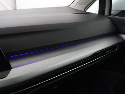 Volkswagen Golf 1.0 TSI Life | Carplay | Sfeerverlichting | Adaptive cruise | Navigatie | Parkeerhulp | Climate c... ActivLease financial lease