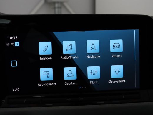 Volkswagen Golf 1.0 TSI Life | Carplay | Sfeerverlichting | Adaptive cruise | Navigatie | Parkeerhulp | Climate c... ActivLease financial lease