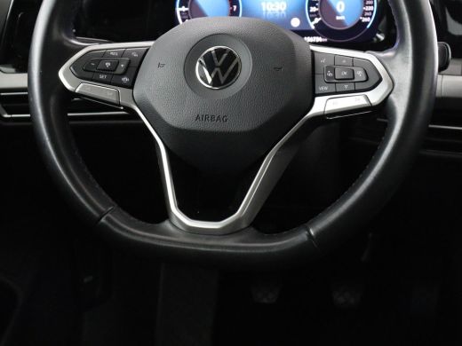 Volkswagen Golf 1.0 TSI Life | Carplay | Sfeerverlichting | Adaptive cruise | Navigatie | Parkeerhulp | Climate c... ActivLease financial lease