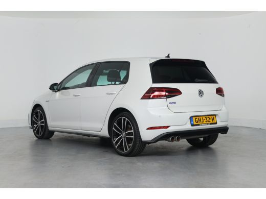 Volkswagen Golf 1.4 TSI PHEV GTE | LED | Camera | Leder | Memory | Sfeer Verlichting | Digital Cockpit | BLIS | K... ActivLease financial lease