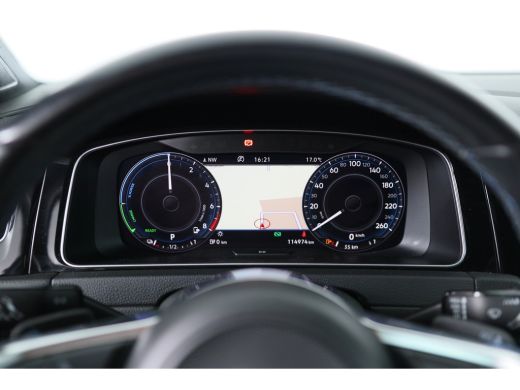 Volkswagen Golf 1.4 TSI PHEV GTE | LED | Camera | Leder | Memory | Sfeer Verlichting | Digital Cockpit | BLIS | K... ActivLease financial lease