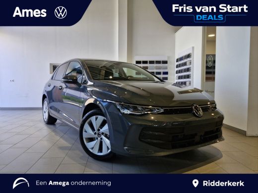 Volkswagen Golf Life Edition 1.5 eHybrid 204 PK | Stoelverwarming | Automaat | Sfeerverlichting | 17'' velgen | ActivLease financial lease