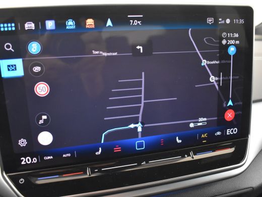 Volkswagen ID.5 Pro Business 77kWh 286pk | 360&deg; graden camera | Navigatie | Stoelverwarming | Elektrische achterk... ActivLease financial lease