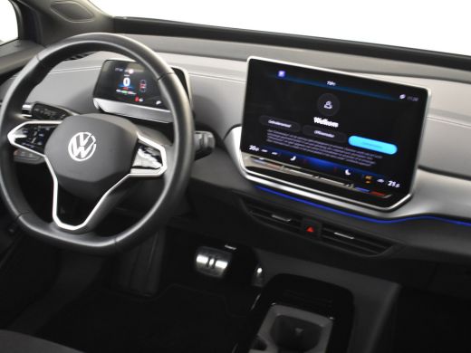 Volkswagen ID.5 Pro Business 77kWh 286pk | 360&deg; graden camera | Navigatie | Stoelverwarming | Elektrische achterk... ActivLease financial lease