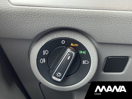 Volkswagen Transporter 2.0TDI 150PK L2H1 DC BULLI Automaat Adaptive cruise LED Alcantara Camera Trekhaak ActivLease financial lease