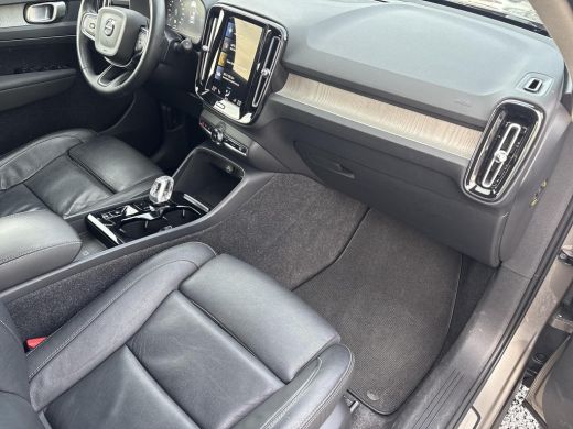 Volvo  XC40 1.5 T5 Recharge Inscription | 1.800 KG Trekgewicht| Achteruitrijcamera | Parkeersensoren | ActivLease financial lease