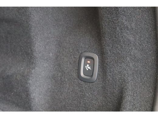 Volvo  XC60 T6 350PK Plus Black Edition | Trekhaak | 360 | Getint Glas | Adap Cruise | HK Audio. | Blis ActivLease financial lease