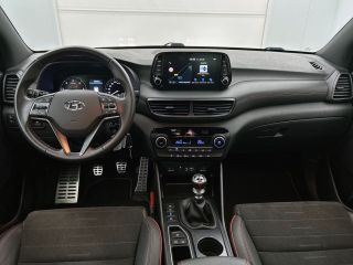 Hyundai Tucson 1.6 CRDi 136PK N-Line / Trekhaak / Navigatie / Camera / 1/2Leder / Airco-ecc./ Stoelverwarming / ...