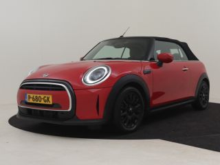 Mini Cooper Cabrio 1.5 Cooper Classic 136pk | Cruise Control | Stoelverwarming | Head-up display | Navigatie | 16" LMV