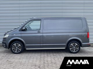 Volkswagen Transporter 2.0TDI 150PK L1H1 BULLI Automaat Leer Trekhaak Camera Adaptive cruise LED