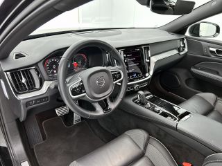 Volvo  V60 2.0 T8 Hybride SOH 94% AWD R-Design / Panoramadak / Leder / Navigatie / Adap. Cruise / Pdc.V+A / ...
